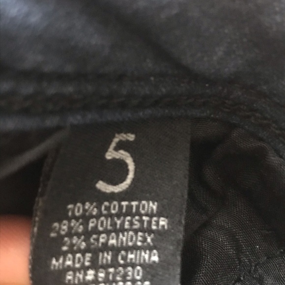 Women's Almost Famous Jeans Size 5 Stretchy - Picture 3 of 5